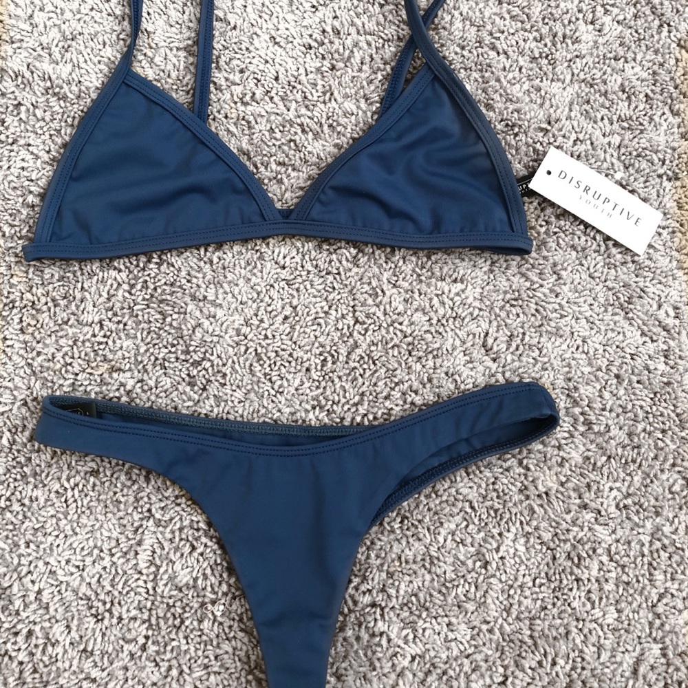Sadi triangle top ONLY